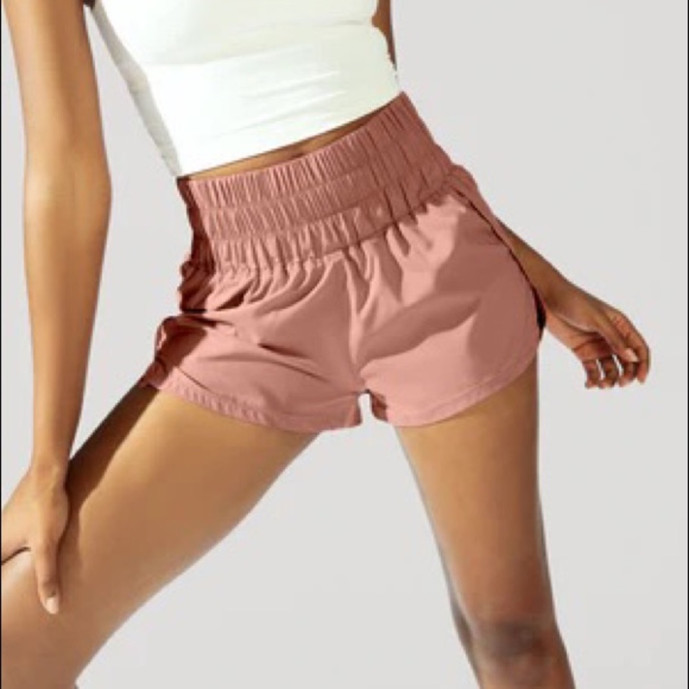 PopFlex Sprint Shorts in Dusty Peach